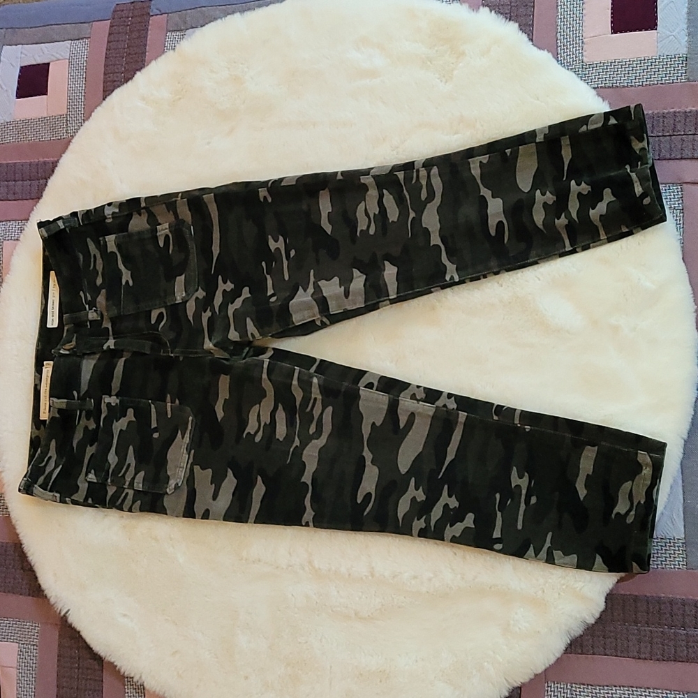 Anthropologie The Letterpress High Rise Skinny Green Camouflage Camo Pants